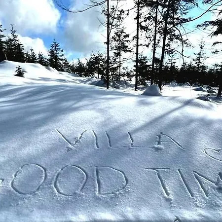 Ξενοδοχείο με διαμερίσματα Good Time
