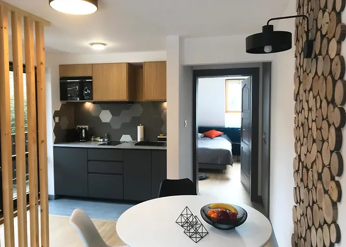 מלון דירות Good Time 4*